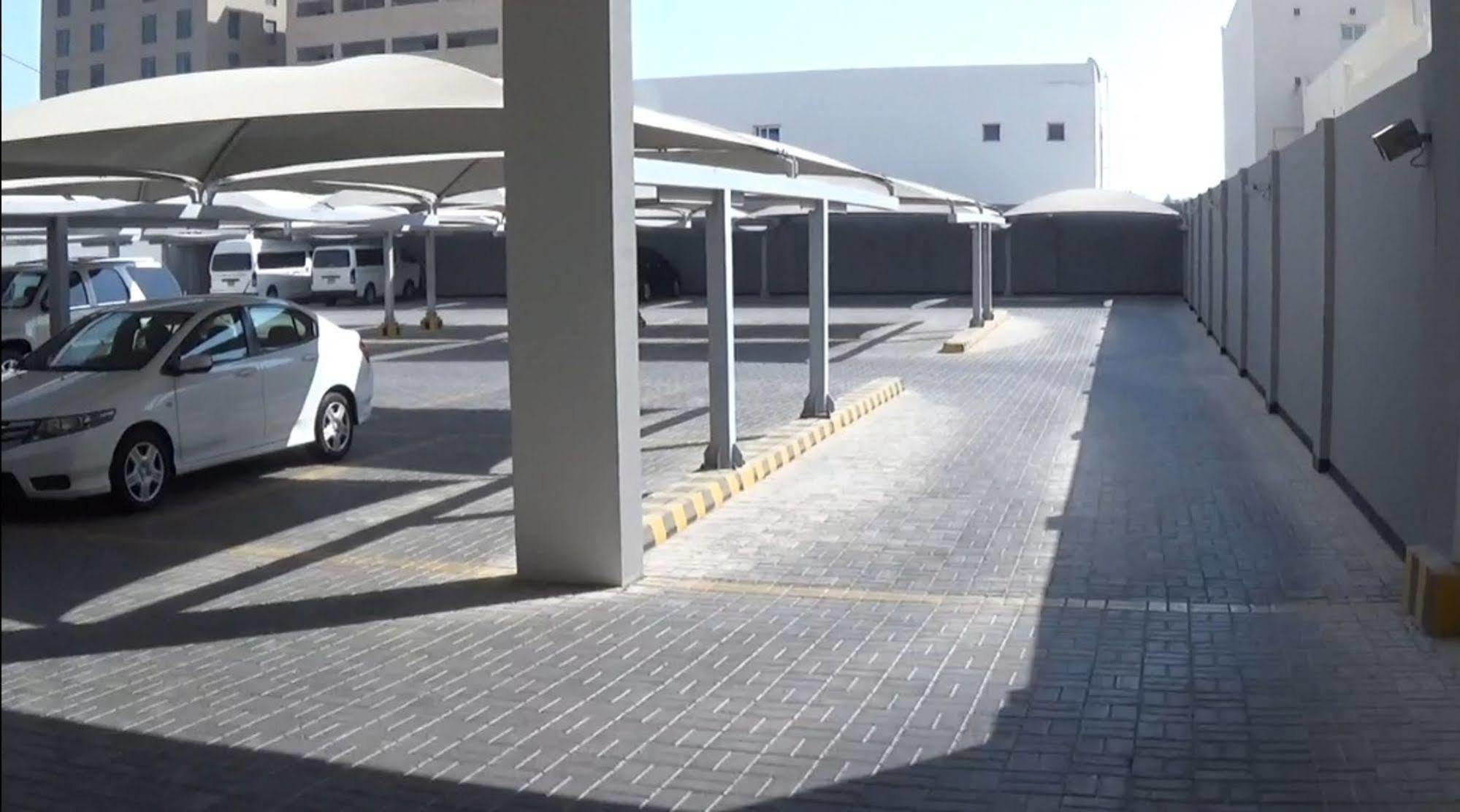 Al Raya Suites Hotel Manama Eksteriør billede