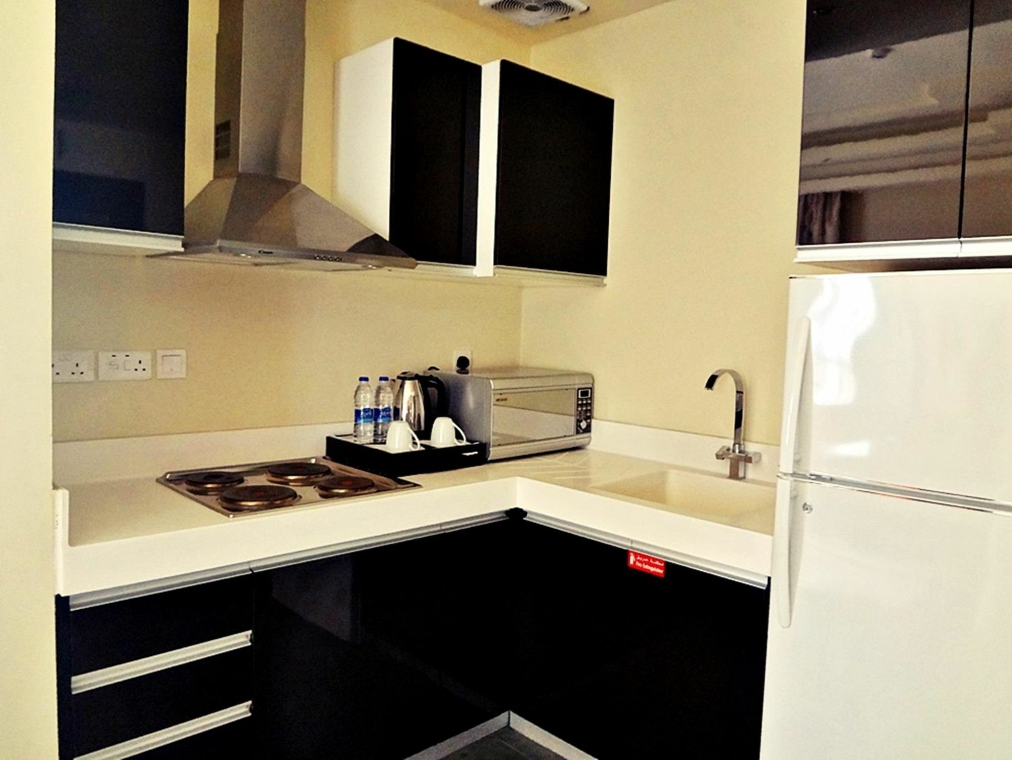Al Raya Suites Hotel Manama Eksteriør billede